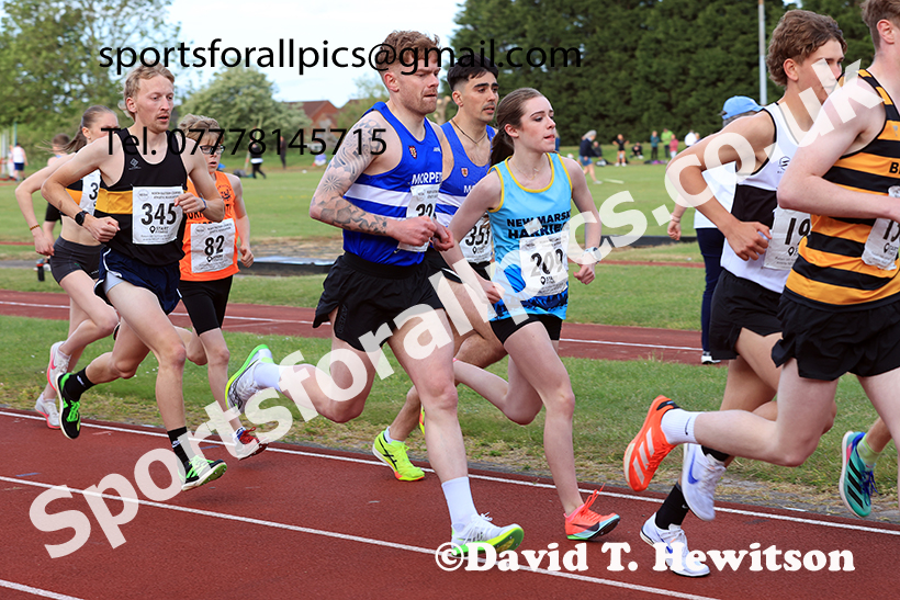 The 3000 metres, 2025 NEGP No 2, Monkton Stadium, Wednesday, May 28th. Photo: David T. Hewitson/Sports for All Pics